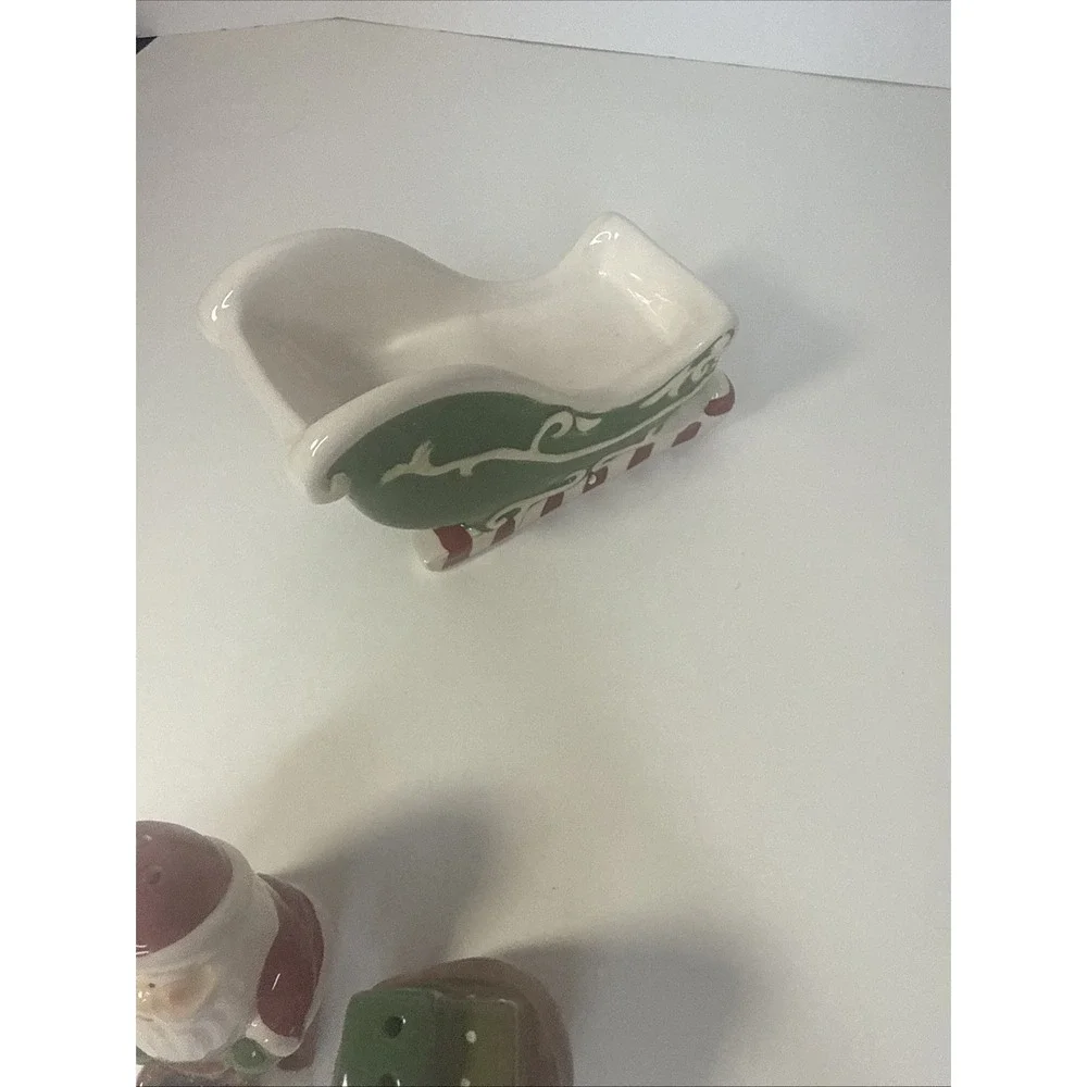 Cracker Barrel‎ Santa Sleigh & Toys Salt & Pepper Set, Unused, In Original Box